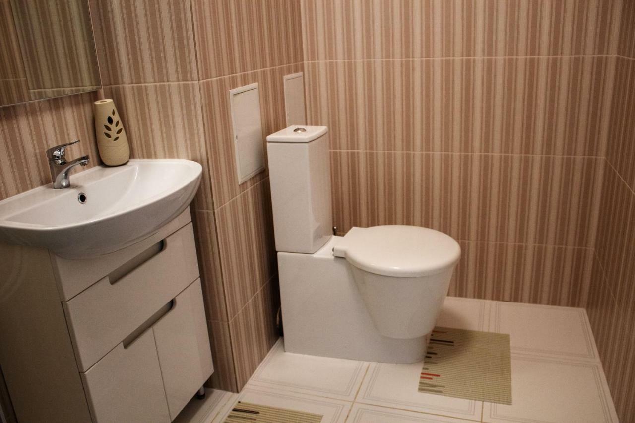 Charming City Center Flat L Self Check-In Kiew Exterior foto